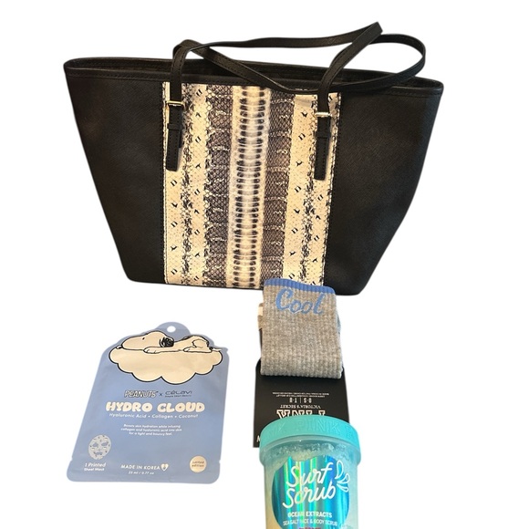 Michael Kors Black and Cream Snakeskin Tote 4 piece bundle - Picture 4 of 7